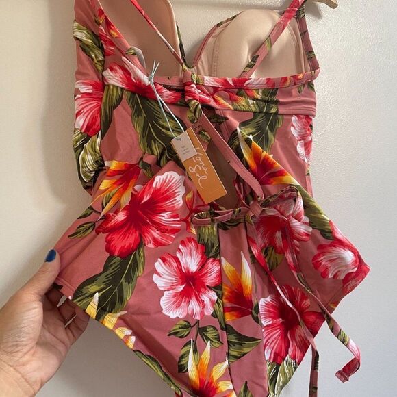NWT Kona Sol V Wire Floral Tropical High Coverage One Piece Swimsuit 26W - Picture 8 of 10